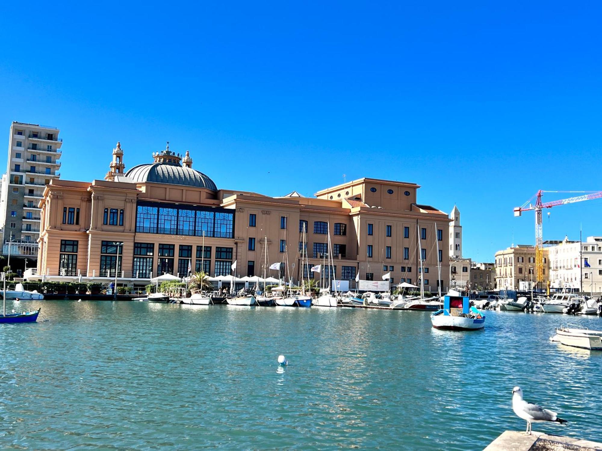 Il Nido Central Flat Bari Luaran gambar